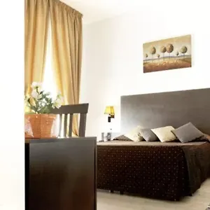 בית הארחה Roman Residence