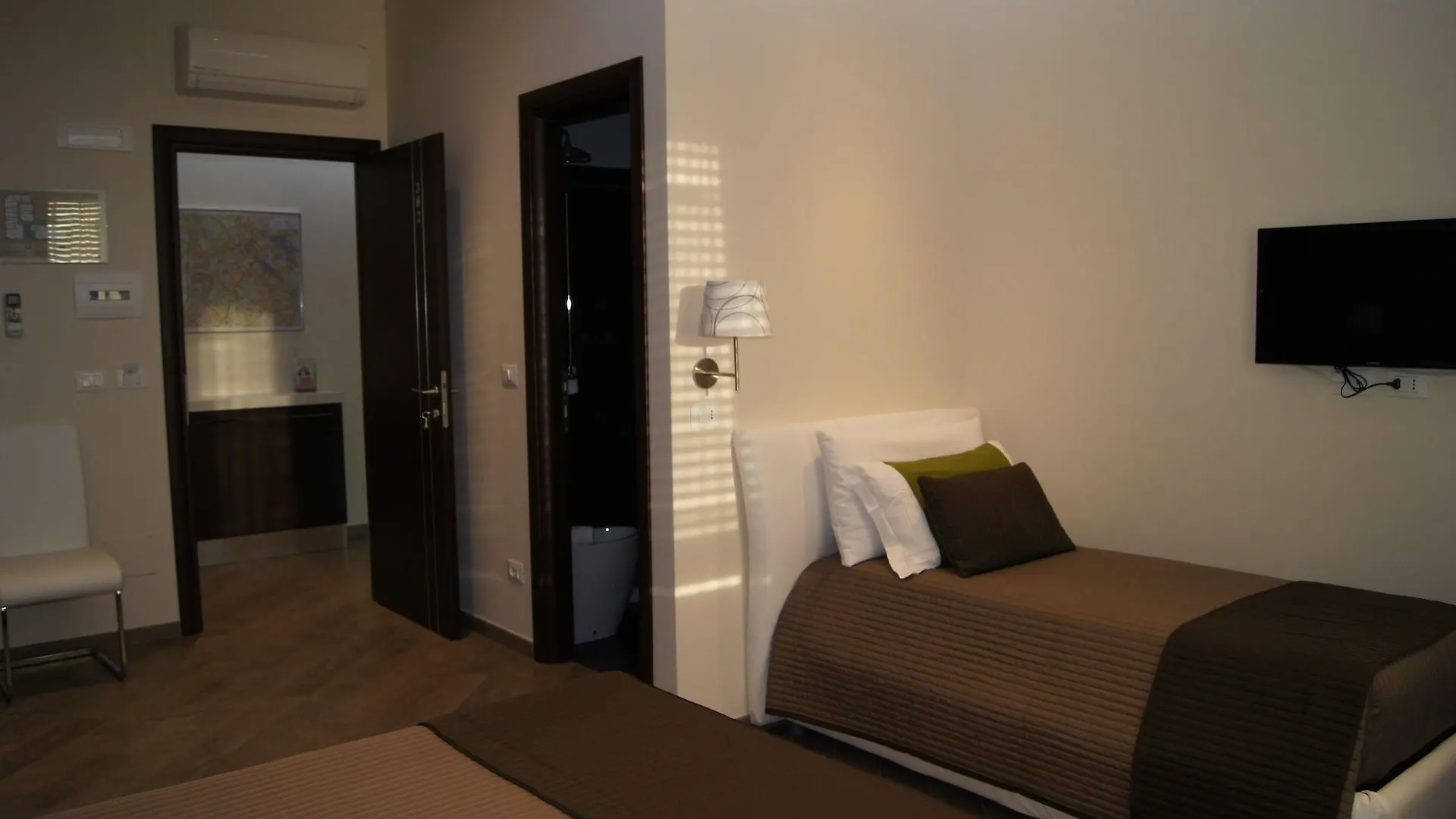Mia Suites Rome 3*,